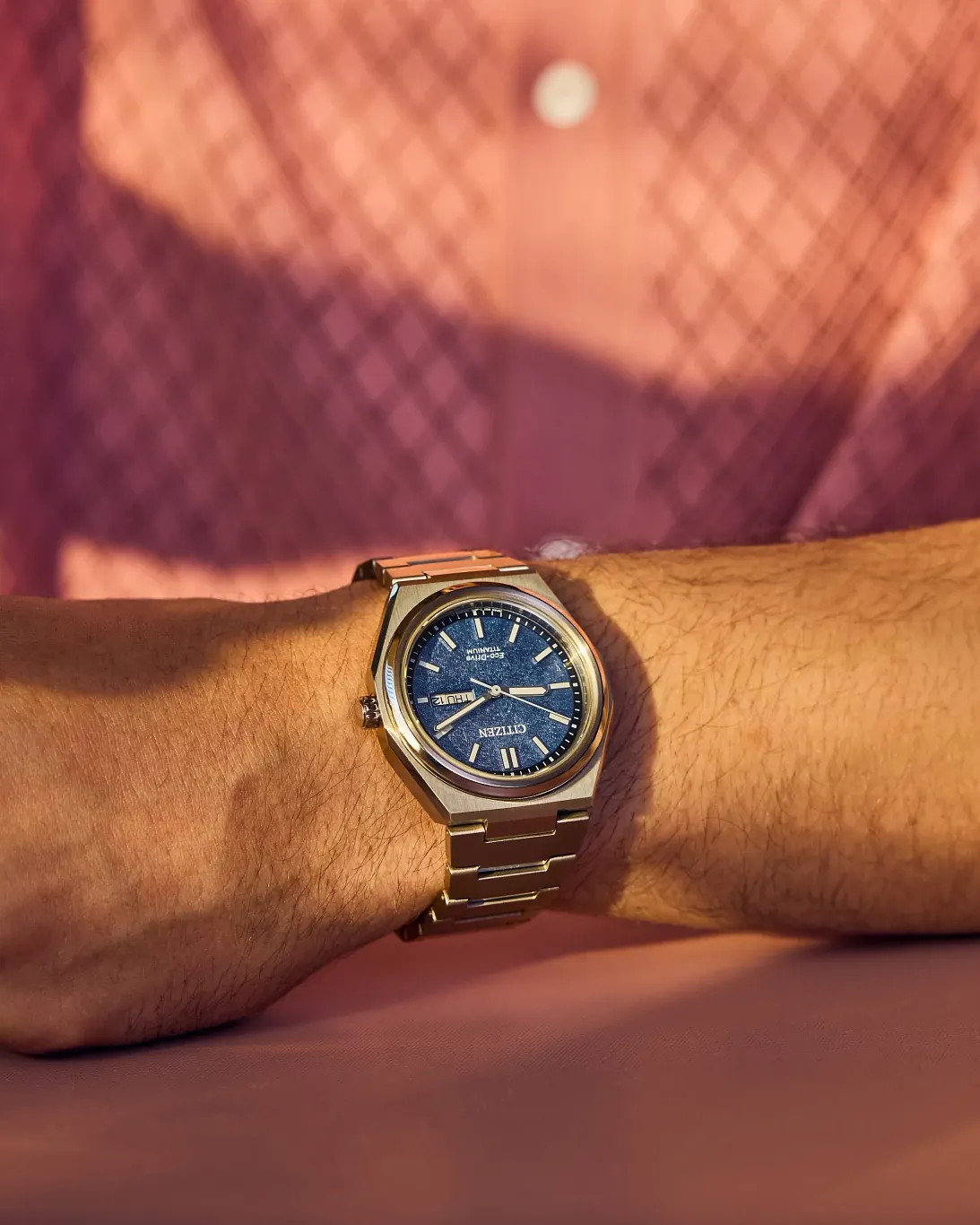 アルファディオス Zenshin Three-hand Blue Dial Super Titanium Bracelet AW0130-85L